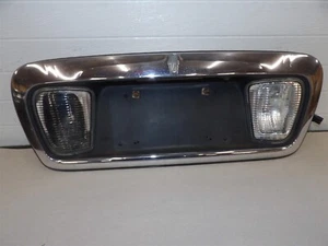 LINCOLN NAVIGATOR 98-00 REAR BODY LIFTGATE TAIL PANEL LICENSE PLATE POCKET - Picture 1 of 8