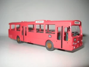 Wiking H0 700 22 - Autobús MB O 305 VÖV "DB Bundesbahn" - Imagen 1 de 11