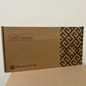 MikroTik hAP ax3 US version - Wi-Fi 6 Router - Afbeelding 1 van 3