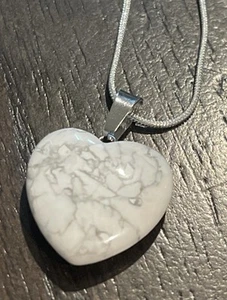 Ciondolo pietra cuore howlite bianco e grigio 16" collana ciondolo argento sterling 925 - Foto 1 di 7