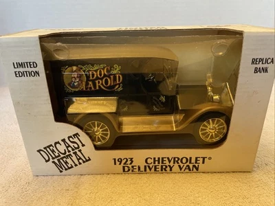 Chevrolet Delivery Van Ertl Die Cast 1923 réplica banco edición limitada metal nuevo en caja Foto 1 de 4