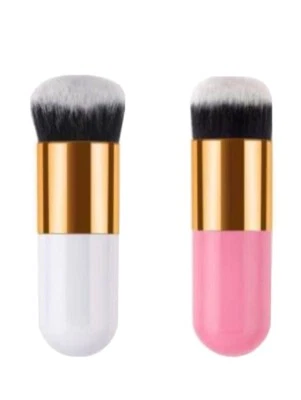 Cepillos (3) para tu maquillaje. Cepillo para cimientos o potencia mayor cobertura Foto 1 de 4