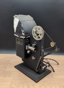 Vintage Kodak Kodascope Eight Model 35 Art Deco Projector Spares Or Repair - Picture 1 of 11