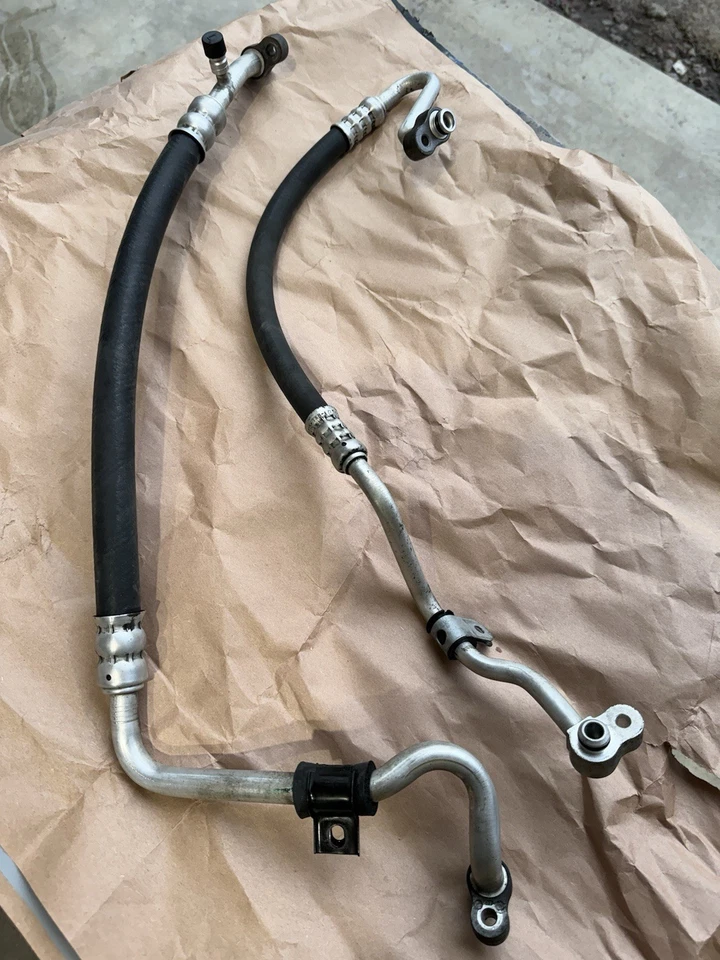 Conjunto de manguera de tubo de succión aire acondicionado Honda Odyssey 2011-2017 Foto 1 de 2