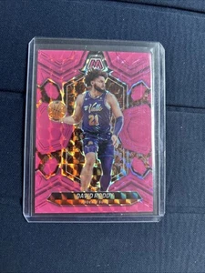 /10 2023-24 Mosaico Panini - David Roddy #157 Mosaico Rosa Fluorescente Prizm - Imagen 1 de 3