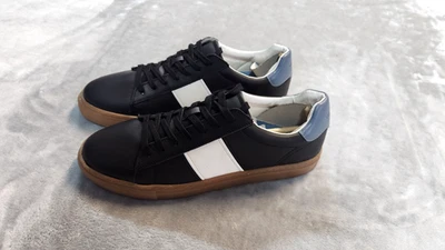 Vince Camuto Men's Size 11M Black White Bayrd Low Top Sneaker New without Box - Image 1 of 4