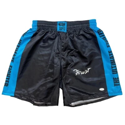 Pantalones cortos firmados autografiados por Forrest Griffin UFC JSA certificado de autenticidad Foto 1 de 4