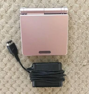 Nintendo GAMEBOY ADVANCE SP rosa perla con caricatore console portatile GBA - Foto 1 di 3