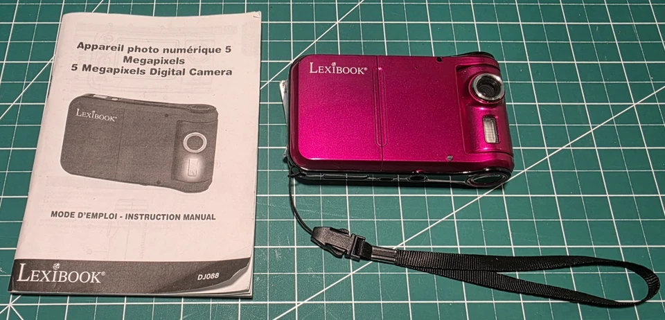 Lexibook DJ088 Digital Camera 180° Swivel Lens 12mp, Pink Tested & Working  - Image 1 of 4