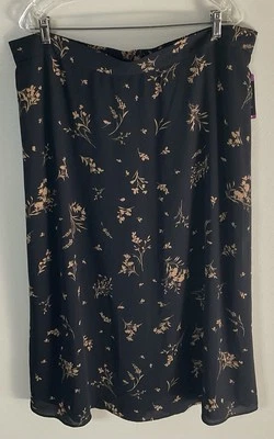 Vince Camuto Black Rust Floral Lined Long Elastic Waist Skirt Size XXL 2XL NWT - Image 1 of 3