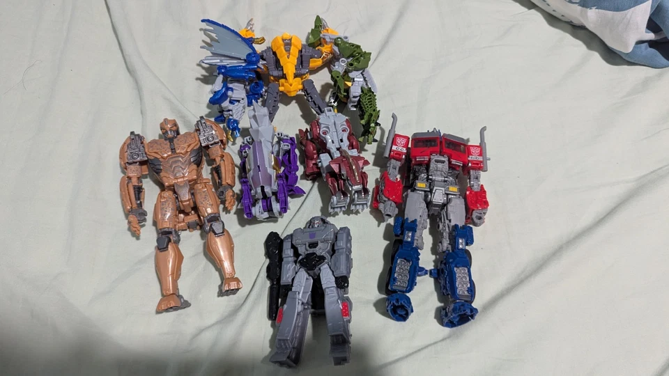 transformers random assorted lot (Optimus, Cheetor, Megatron, Abominus) - Image 1 of 4