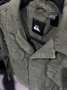 QUIKSILVER JACKET Button up Size XS ARMY Green - Picture 1 of 7