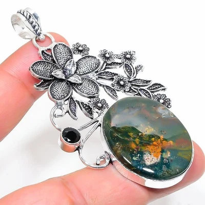 Pietra di sangue, pietra preziosa spinello antico ciondolo gioiello in... - Immagine 1 di 4