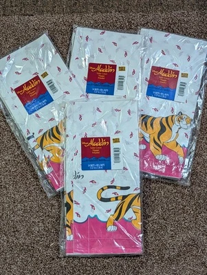 4 manteles de papel vintage Disney Aladdin nuevos en caja Foto 1 de 3