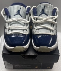 TODDLER BABY NIKE AIR JORDAN 11 RETRO LOW (BT) WHITE / NAVY (12/15/14) - Picture 1 of 8
