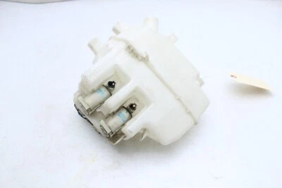 03-05 INFINITI FX35 WINDSHIELD WASHER RESERVOIR W/ PUMPS E4993 - Image 1 of 4