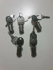 Hafele Barrel And Key Nickel Plated 210.40.601 (5 pieces) - Picture 1 of 6