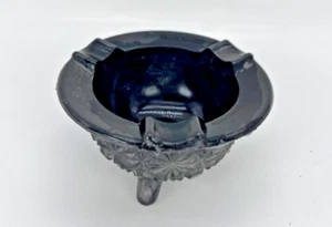 LE Smith Black Amethyst Glass Daisy Button 3 Footed Toed Ashtray Caldron 4" - Picture 1 of 11