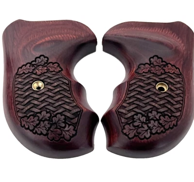 S&W J Round Super Rosewood Basketweave Oak Leaf Engraved Bateleur Combat Grips - Image 1 of 4
