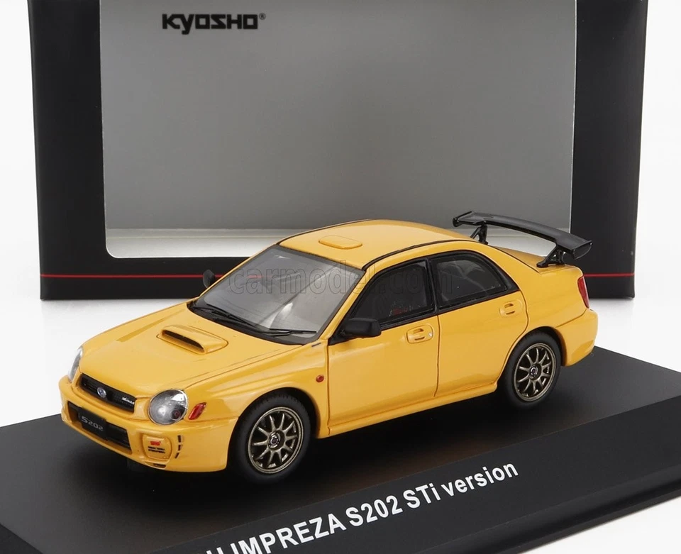 MODELLINO AUTO STATICO KYOSHO IMPREZA S202 2002 GIALLO MODELLISMO SCALA 1/43
