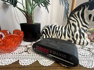 SONY DREAM MACHINE ICF-C290 Alarm Clock AM/FM Radio Vintage Working - Picture 1 of 15