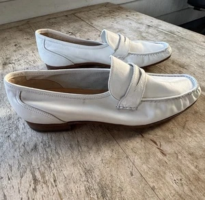 BILL BLASS Vintage White Leather Loafers Size 12 - Picture 1 of 10