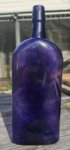 Vintage Purple Irradiated Ammonia Bottle Purple Chemistry Bottle 8.5 "T × 3"W - Picture 1 of 6