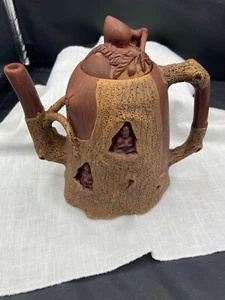 YIXING ZISHA CHINA TERRA COTTA RED CLAY TEAPOT WITH TREE BARK DESIGN - Picture 1 of 4