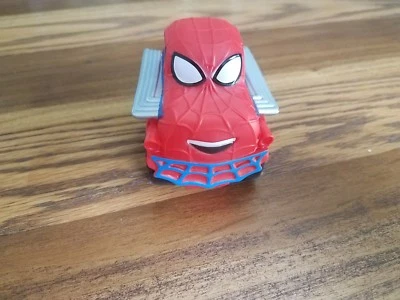 Vehículo Chuck & Friends Marvel Spider-Man Foto 1 de 4