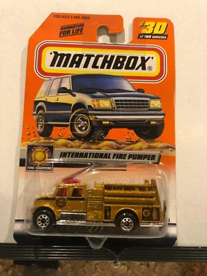MATCHBOX NO30 МЕЖДУНАРОДНЫЙ ПОЖАРНЫЙ НАСОС ПОЖАРНАЯ МАШИНА ЗОЛОТО - Изображение 1 из 2