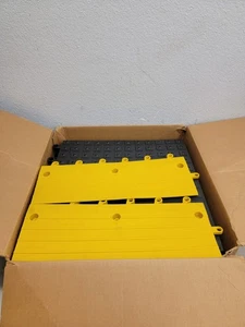 552.78x18x18BK-CS10, ErgoDeck w/Integrated NoSlip Cleats Solid Case Black,7/8"👁 - Picture 1 of 14