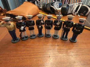 Nutcracker Set Bradford Editions Marine Corp - Set of 8 Ornament 2002 Christmas - Picture 1 of 11