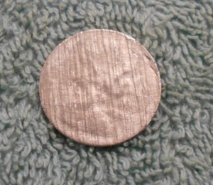 #C32.  SPLIT PLANCHET  ERROR AUSTRALIAN 5 CENT  COIN - Picture 1 of 2