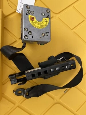 2001-07 MERCEDES-BENZ W203, C230, C280, C350 CINTURÓN DE SEGURIDAD DELANTERO IZQUIERDO RETRACTOR OEM Foto 1 de 4