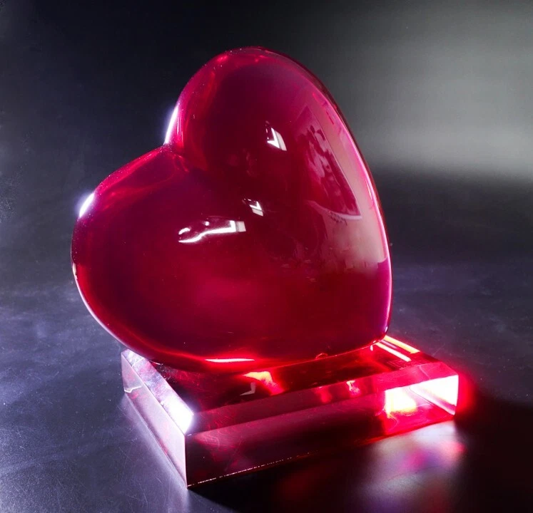 Pop Art by SHLOMI HAZIZA (NY, Israel)  "RED HEART" GIFT - BE MY VALENTINE - Image 1 of 4