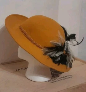 Vintage Womens Yellow Wool Hat With Black & White Feathers. Made in USA - Picture 1 of 9