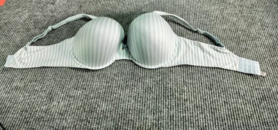 Sujetador Body By Victoria Perfect Shape Azul 40DD Con Aros Acolchado Victoria's Secret Foto 1 de 4