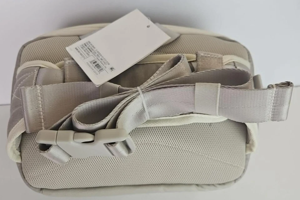 Bolso Bandolera Heyday Cámara Beige Brezo Raro Nuevo Con Etiqueta Adjunta Estilo Retro y2k Foto 1 de 1