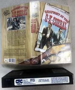 Gunfight At The O.K. Corral (VHS, 1957) Video Tape and Case LIKE NEW - Picture 1 of 1