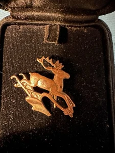 Vintage John Deere Stick Pin Deere With Plow In Case - Picture 1 of 6