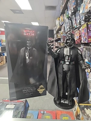 Star Wars – Darth Vader 1/6 Scale Figure – Sideshow (Lords of the Sith Series) - Image 1 of 4