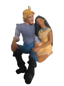 Hallmark Disney Ornament Pocahontas und Captain John Smith Weihnachten Urlaub - Bild 1 von 12