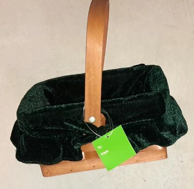 Small Rectangular Handled Basket w/ GREEN Liner- 4 1/4"H x 8"W x 5"D - Image 1 of 4
