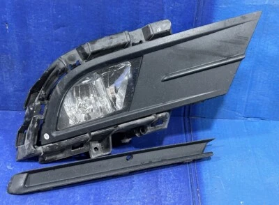 Luz antiniebla lateral derecha Volkswagen Jetta 2016-2018 con cubierta y soporte, tapa final Foto 1 de 4