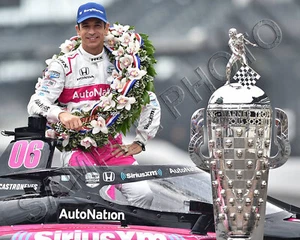 HELIO CASTRONEVES 2021 INDY 4-TIME 500 WINNER AUTO RACING 8X10 UNSIGNED PHOTO - Picture 1 of 1
