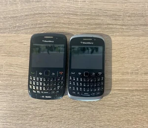 Blackberry Phone Job Lot 2 Mobile Phones Untested Handset Smart Phone - Afbeelding 1 van 4