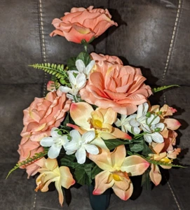 Cemetery Flowers, Cemetery Grave Decorations in Holder - Picture 1 of 3