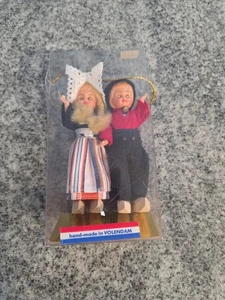 Vintage 2 kleine Puppen Niederlande handgefertigte Holzschuhe - Bild 1 von 4