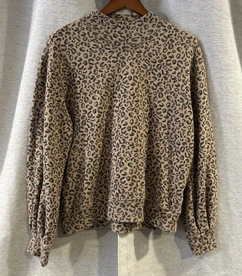 Sudadera Abercrombie & Fitch Cuello Redondo Leopardo Guepardo Suave A&F Talla Pequeña Foto 1 de 4