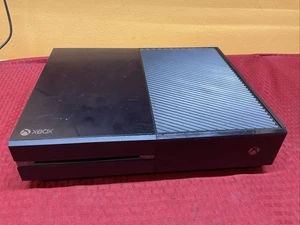 Microsoft Xbox One Console only - Black (1540) - parts or repair - Picture 1 of 10